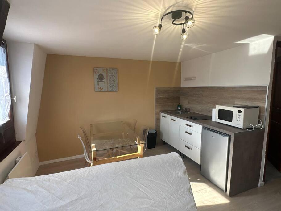 Magnifique Duplex Tout Confort Бове Экстерьер фото